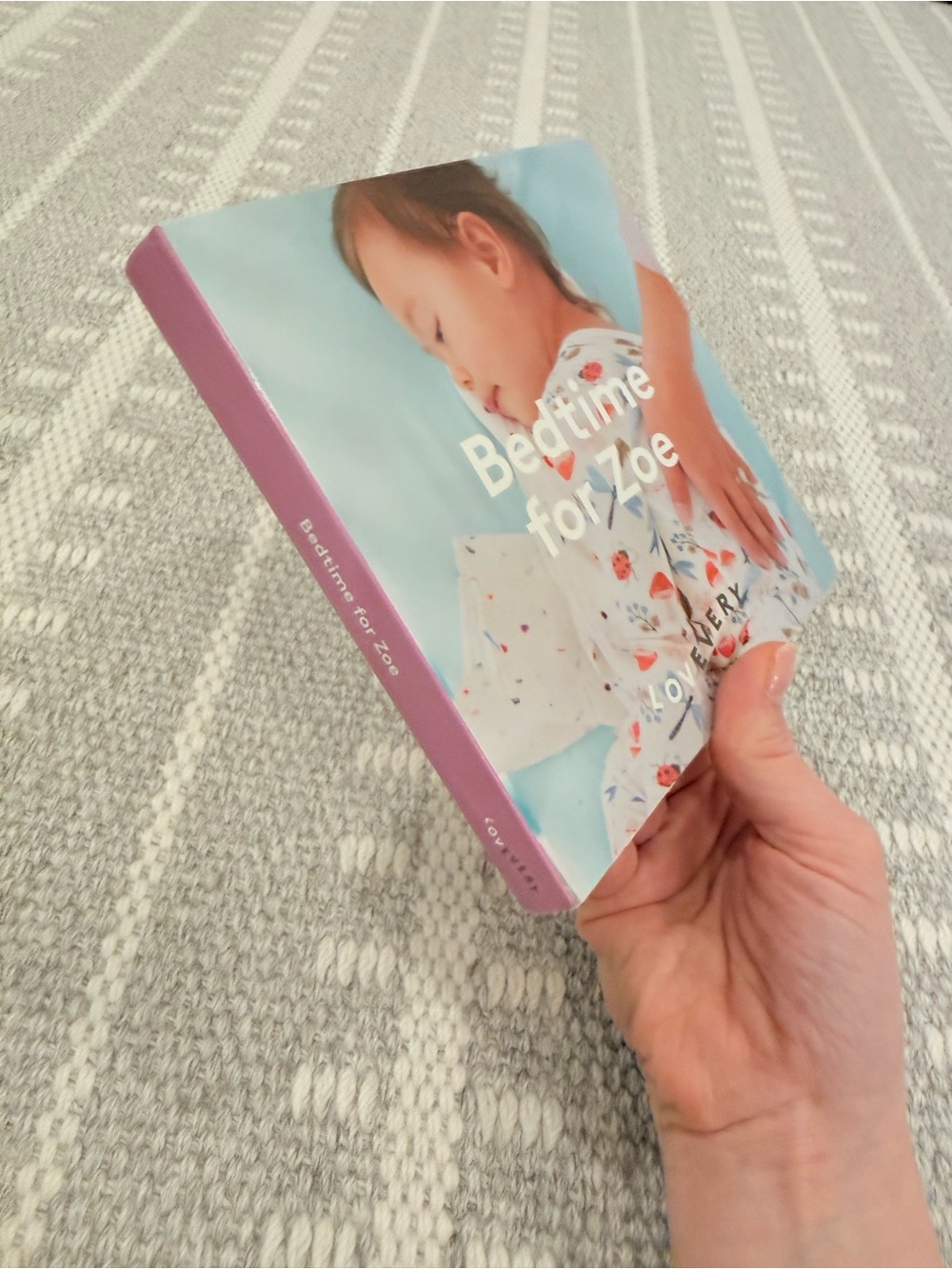 LOVEVERY Board Book - Bedtime for Zoe - Picture 4 of 6